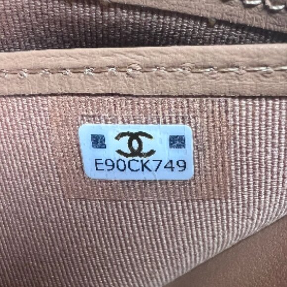 CHANEL Classic Beige Caviar Quilted Small Wallet - Picture 2 of 4